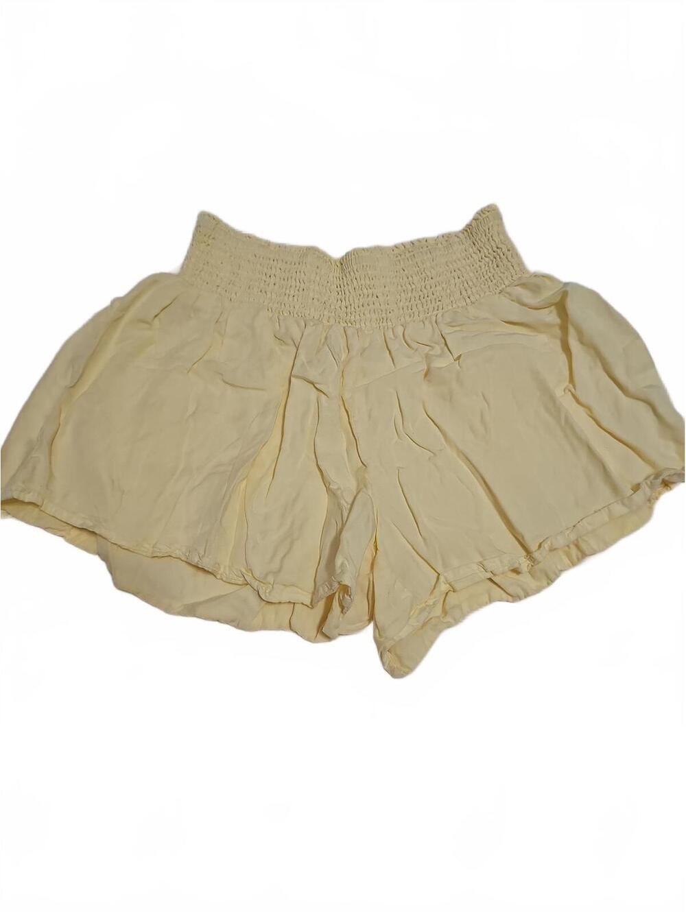 Love Tree butter yellow pull on shorts size M